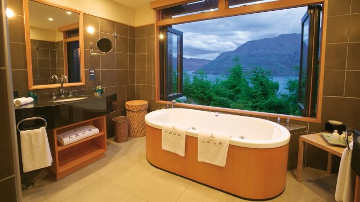 The Best Hotel Bathtub Views 002936 03 bathtub mountain view 700x394 The Best Hotel Bathtub Views