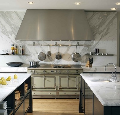 Take it to the Ceiling: the Full-Wall Backsplash - Abode