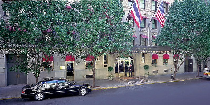 Hotel Plaza Athenee Exterior 