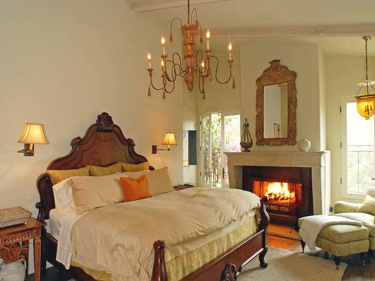 Halle Berrys Master Bedroom