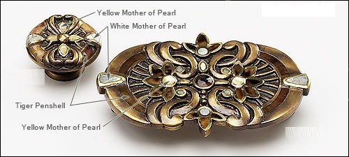 Schaub & Company Symphony Series - Heirloom Treasures Penshell-Mother of Pearl Knob