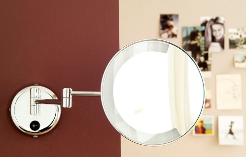 WS Bath Collection Mirror Pure Collection Wall Mount Extendable Magnifying Mirror with Light